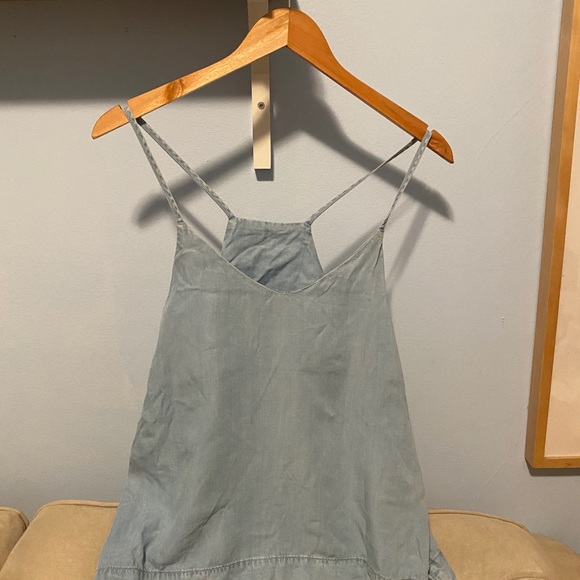 4 Tank Tops Bundle - Picture 4 of 5